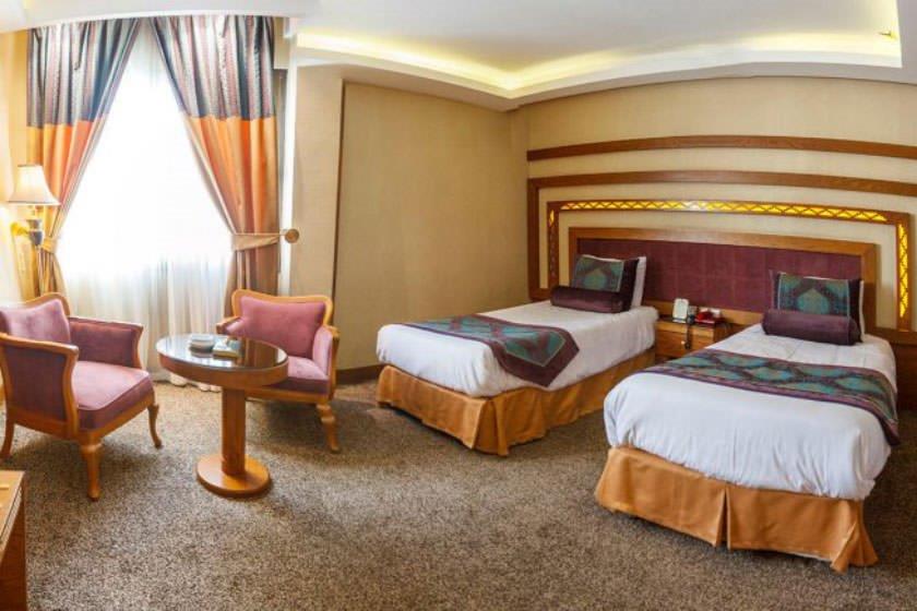 هتل آریوبرزن شیراز-Y4EhO3g8px
