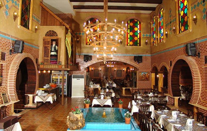 رستوران سنتی مهتاب لاهیجان-Y8HDCLH6pl