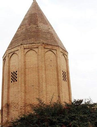 جاذبههای گردشگری همدان-YGq3qPZGvn