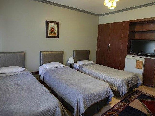 هتل توریست اصفهان-YRsjpYZHJb