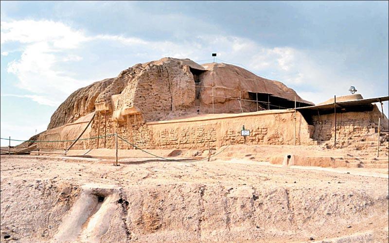 جاهای دیدنی كاشان در بهار-YWLAhkxFtO