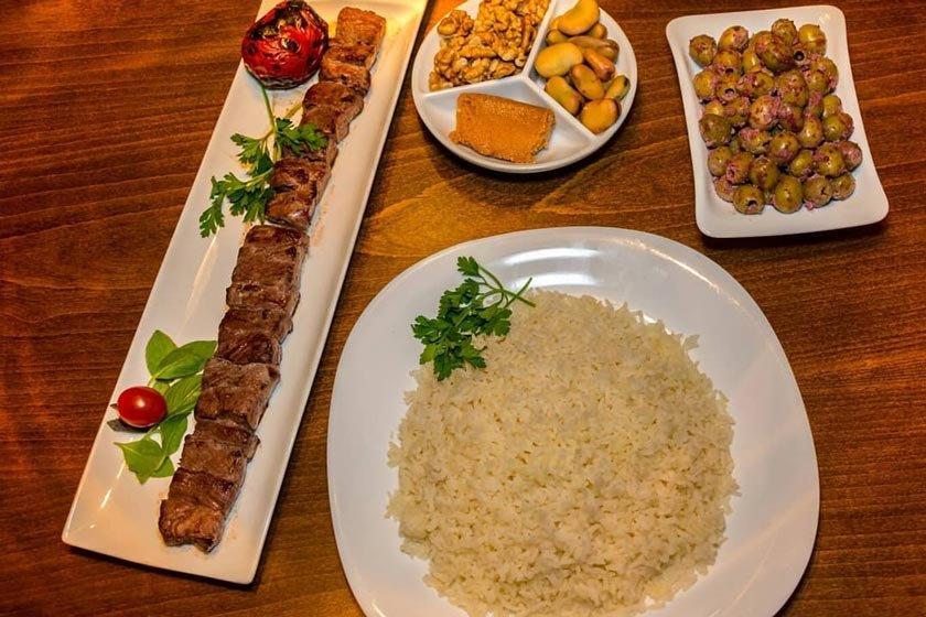 رستوران گیلانك تهران-Yg8jv3ZGDA
