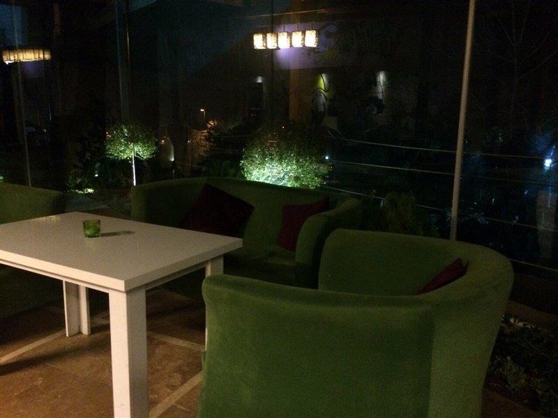 كافه رستوران سرژی تهران-Z4aU0HRwx5