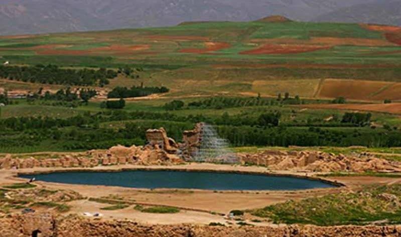 چشمه زندان سلیمان-ZOglV28jt6