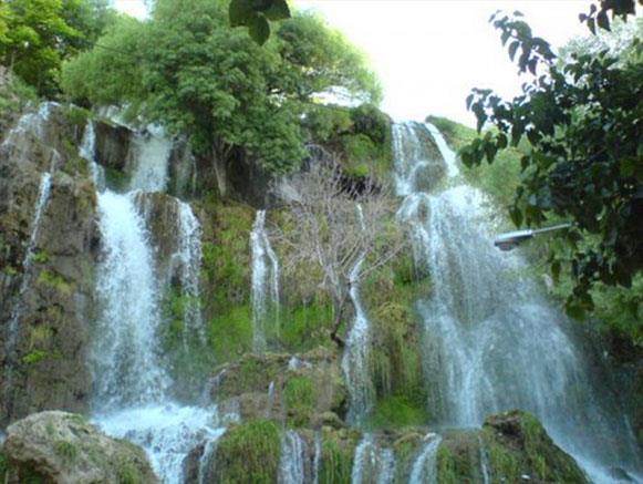 آبشار نیاسر ، آبشار دیدنی بخصوص در بهار-ZQSRRHznuD