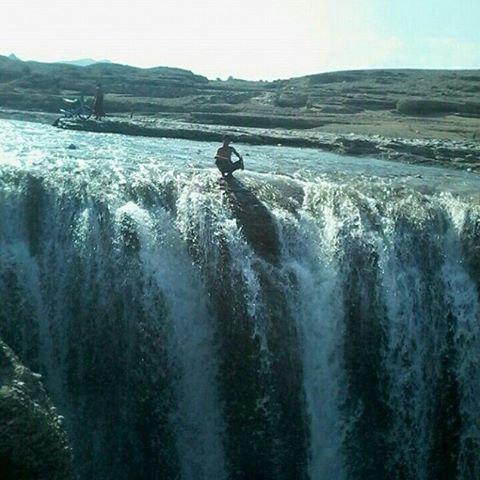 آبشار اسفند-ZWWo0FZnpX