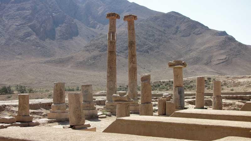 جاهای دیدنی محلات در بهار-aI9eeNeaNB