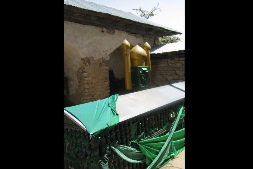 بقعه سرتربت (بقعه سلاطین كیایی) گیلان-afkHvMc70k
