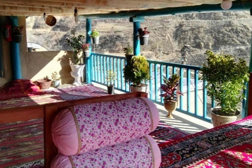 اقامتگاه بوم گردی روژ سنندج-avFt3R2CDg