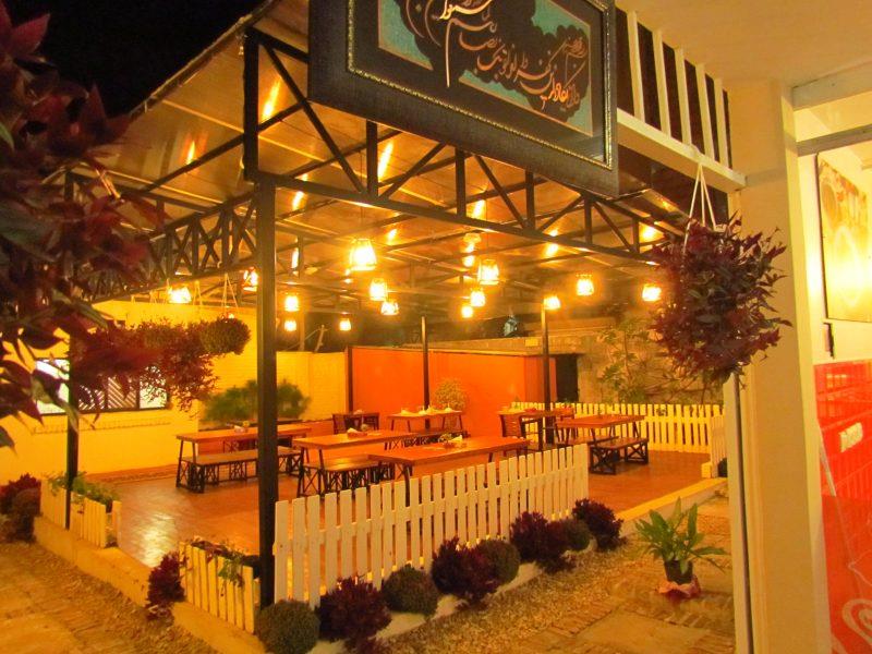 مستر دیزی ساری-avpaZdLLKV
