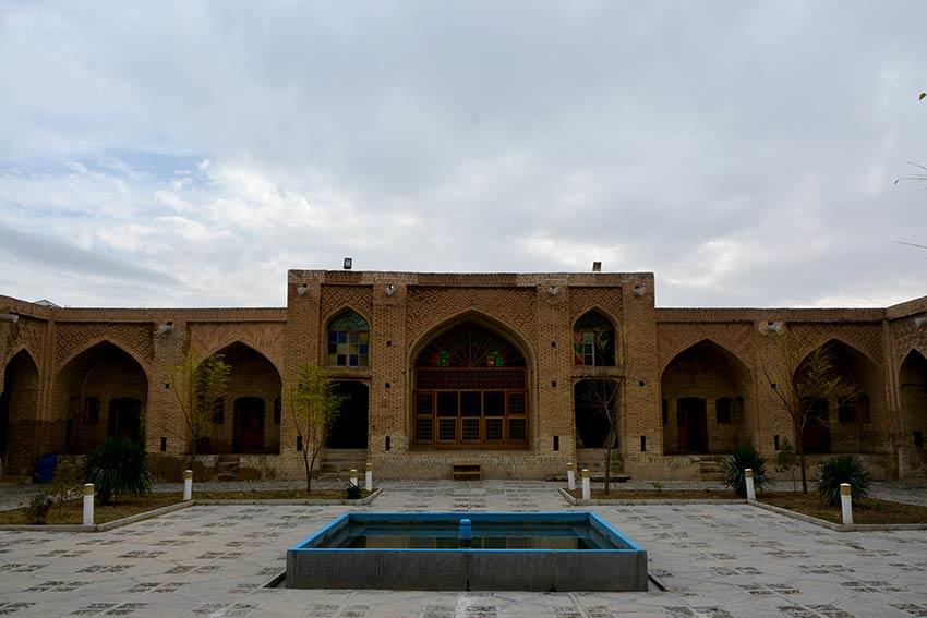 كاروانسرای فتحعلی شاهی (كاروانسرای رباط كریم )-bGTatwIgG4