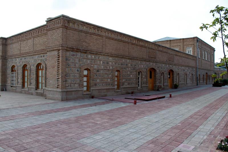 كارخانه چرم سازی خسروی تبریز-bh6Dm2xe0I