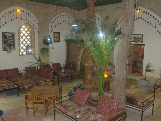 سفره خانه مشتاقیه-cFZTEXdXNq