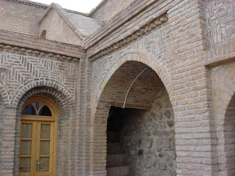 جاهای دیدنی بروجرد در بهار-cVNY2Gb0Uz