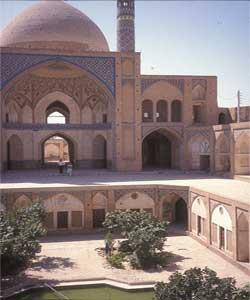 مدرسه ای برای آقا بزرگ-cePzavZNNp