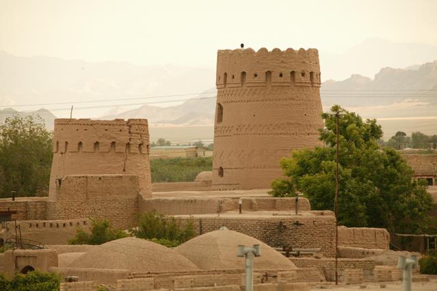 راور-d022hjLoL7