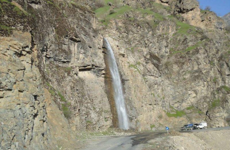 آبشار رزگه-d4bA2brzOk