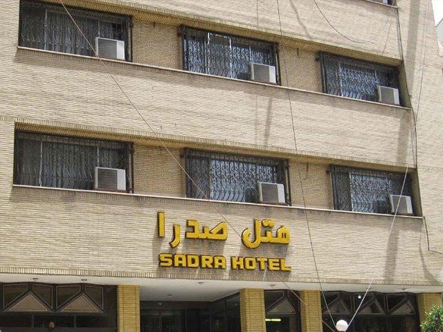 هتل صدرا شیراز-d4j3djNUaY