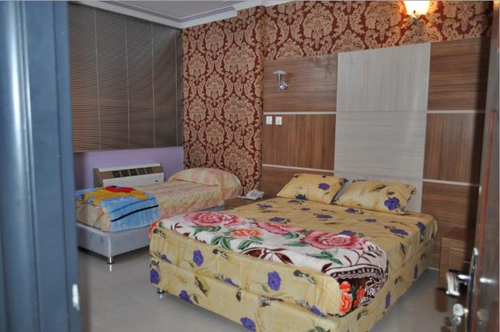 هتل زمرد خوی-d5ZOVSQceQ