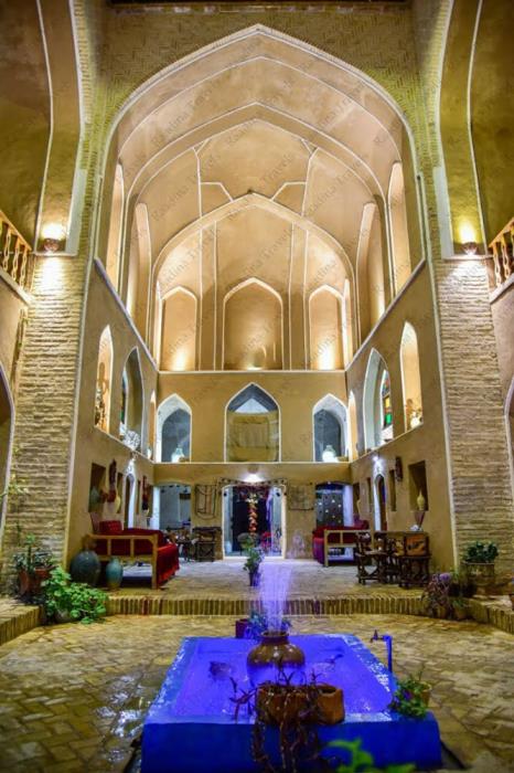خانه سنتی خالو میرزا عقدا-dKG39oLea1
