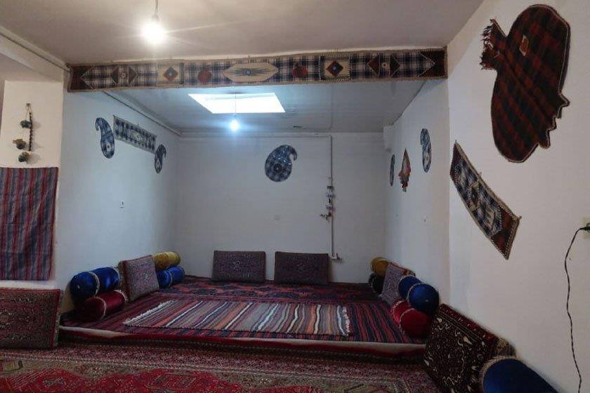 اقامتگاه بوم گردی هه ساره شوان سنندج-dQtorVeh3m