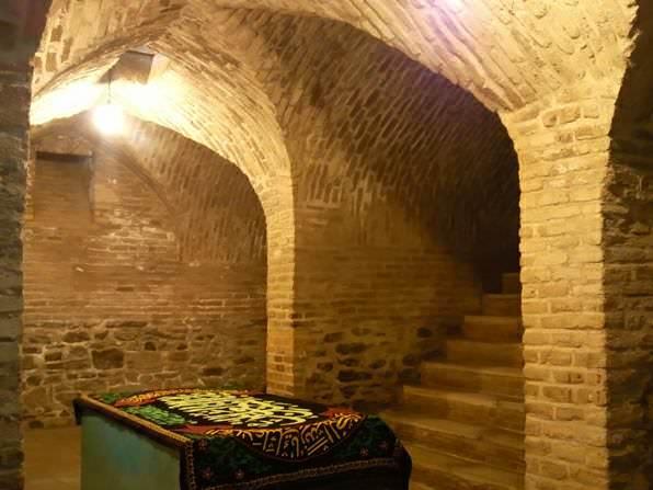 گنبد علویان همدان-dTQWLxgq5a