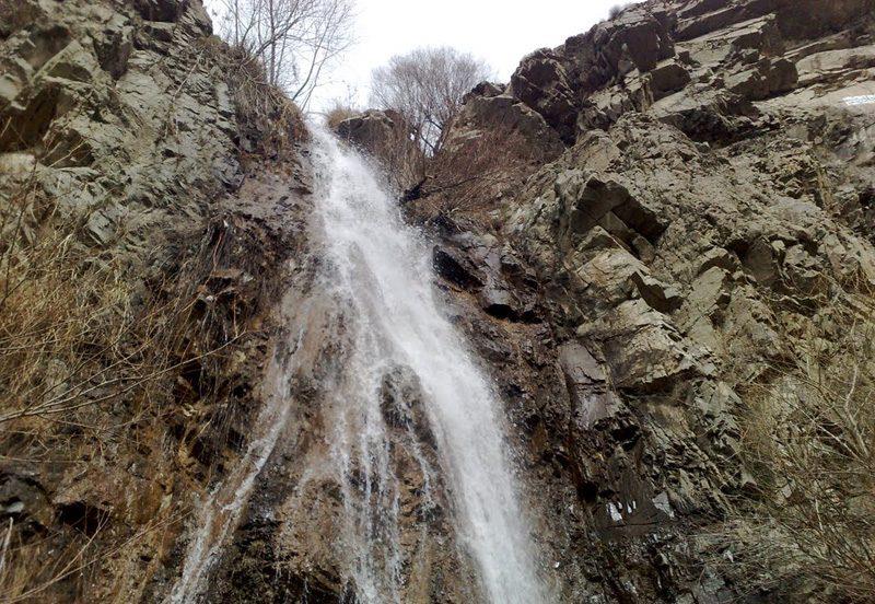آبشار چال مگس شمیران استان تهران, تهران-dnLeeAKSUr