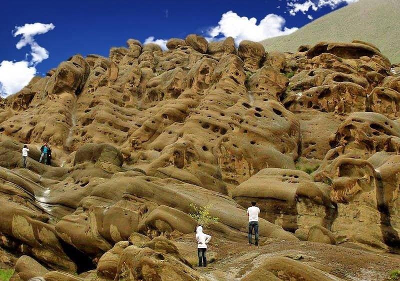 روستای وردیج، قلمرو آدمك های سنگی-eCFjrWGJ0B