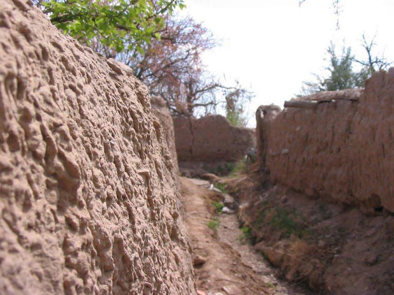 كوچه باغ سمنان-es9yOGT2Sw