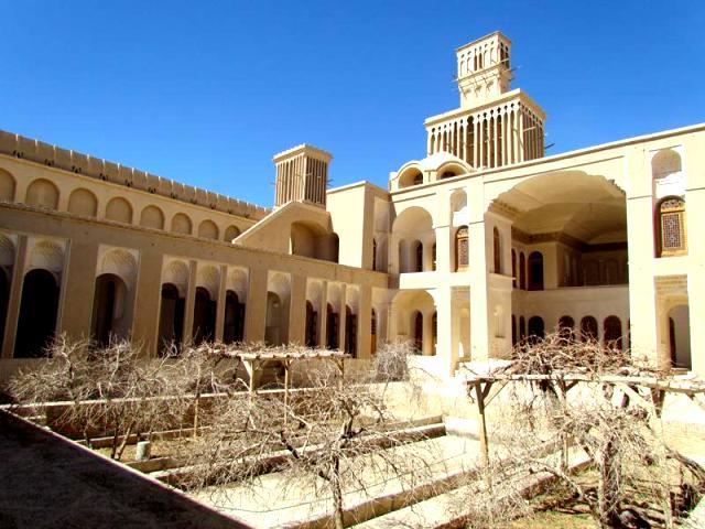 خانه آقازاده تنها خانه دنیا با بادگیر دوطبقه-ewwM5b6wfX