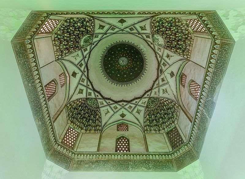 مسجد ملك-f7zNAs1B9X