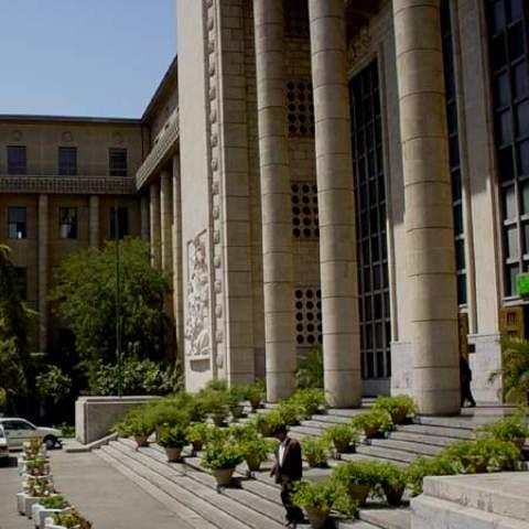 كاخ دادگستری تهران-fnmWWcOECy