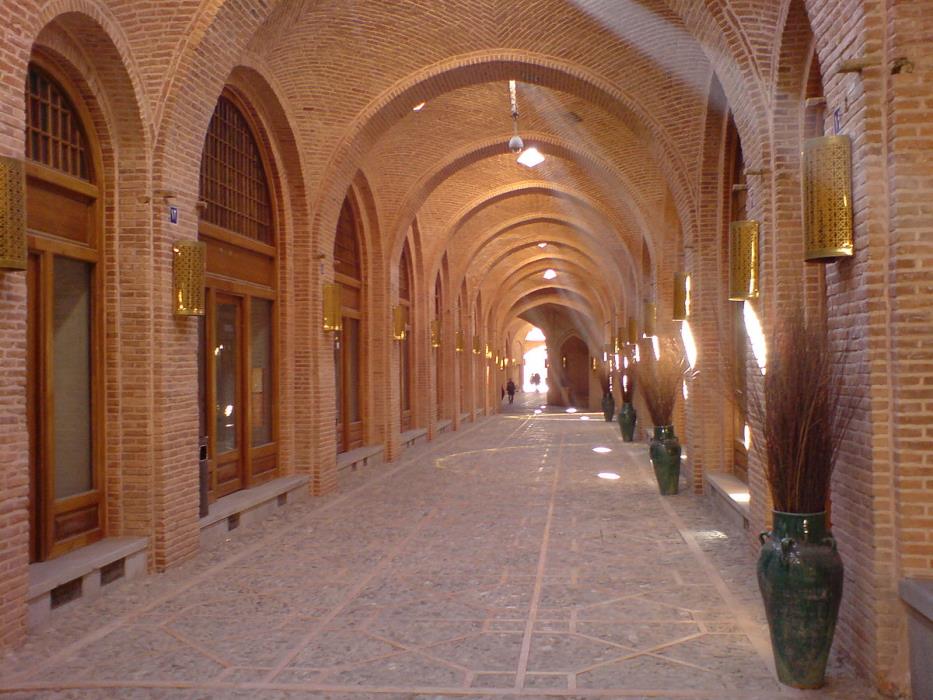 مجموعه سعدالسلطنه قزوین-fokuMVandv