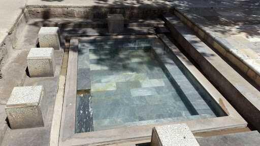 حوضخانه عباس آقا مهاباد-fuEAC0wlMW