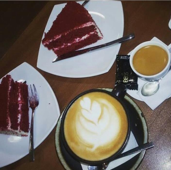 كافه ژوآن رامسر-fvZXKQ4FAo