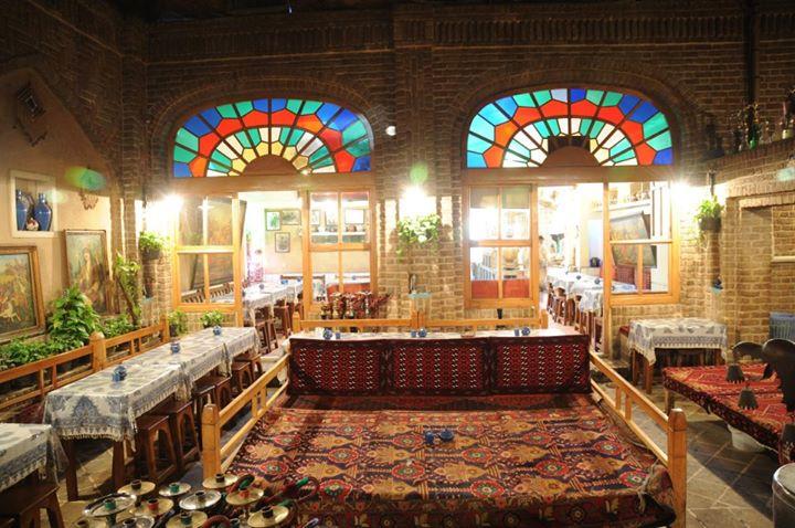 جاهای دیدنی تهران در شب-g6hbvog0SM