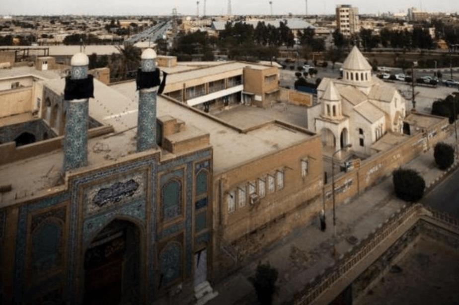 كلیسا و مسجد دیوار به دیوار هم آبادان-gDhJCuQY9G