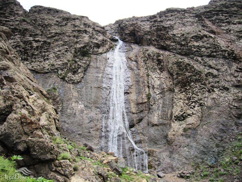 آبشار یخی آبنیك-gOiyZd6HAV