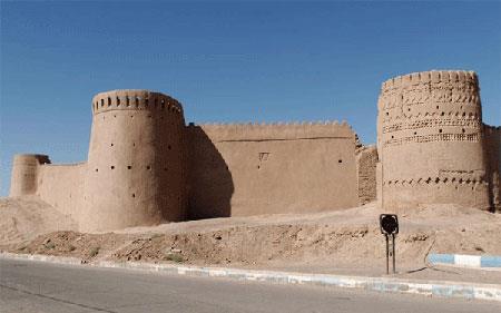 ارگ تاریخی انار-gZxN9NdFAh
