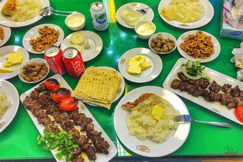 رستوران جهانگیر رشت-hBqbtisbX1