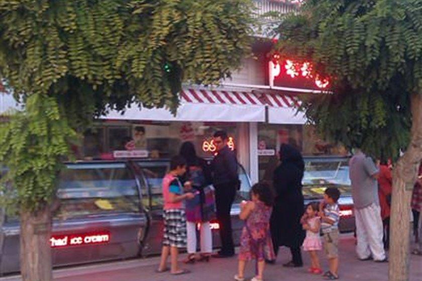 كافه بستنی شاد اردبیل-hNUoWxXx1D