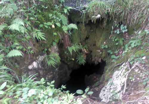 غار اَرازه ( چاه آرازه )-hNgga82ehq