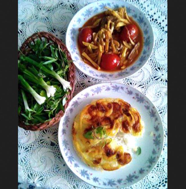 خورش سیب زمینی و گوجه فرنگی با غوره-hubdPfoRdF