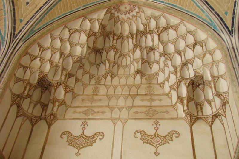 مسجد و مدرسه آقابزرگ-iRcjFg98Wo