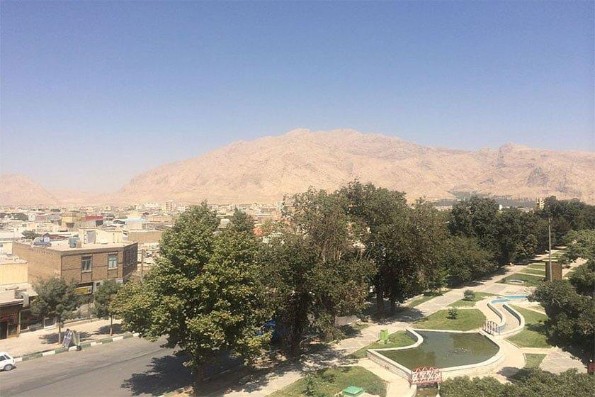 كوه فرخشاد-iZpWbrKJ7z
