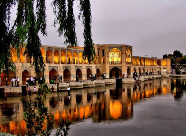 جاهای دیدنی اصفهان| یوتراوز