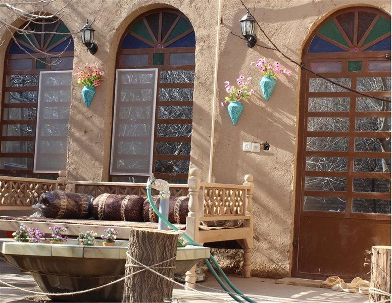 اقامتگاه بوم گردی سرای مهرگرد-j8yH3zvo4g