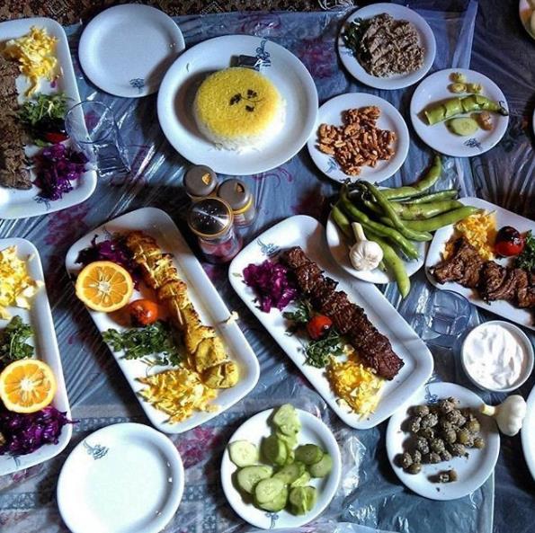 رستوران سنتی نگین شمال-jArOsb6C4y