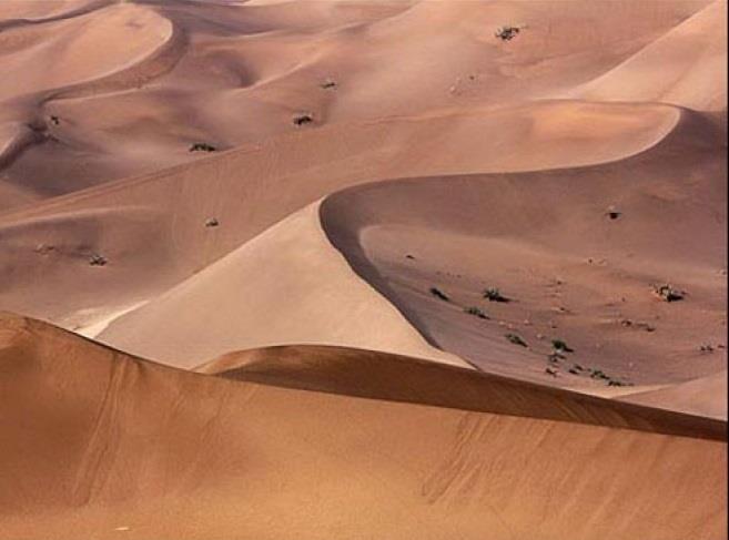 كویر مغستان-jcFG3IvJ1j