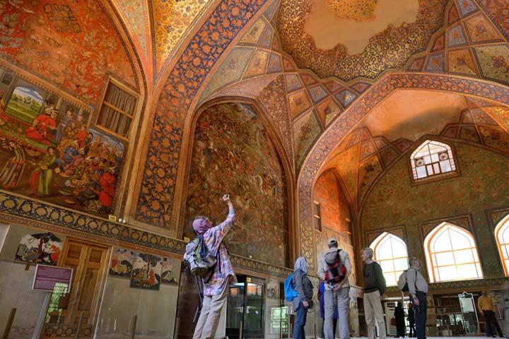 جاهای دیدنی اصفهان: ۳۵ مكان دیدنی حیرت آور-jn6TkcoTw3